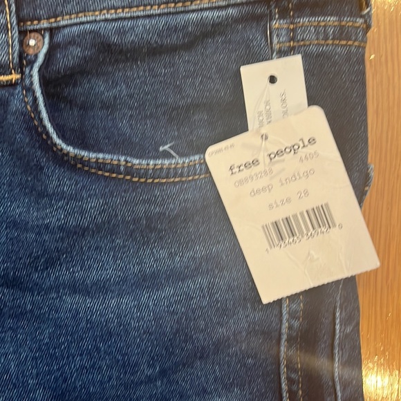 Free People | Raw High Rise Jegging - Picture 5 of 7